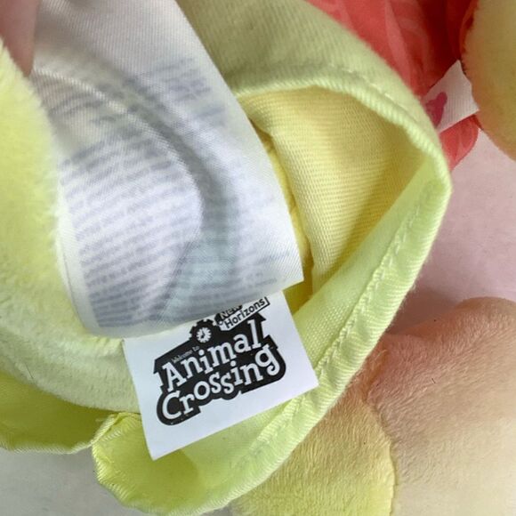 Animal Crossing New Horizons Build A Bear Isabelle in Summer Outfit Yellow 21” - Picture 12 of 12